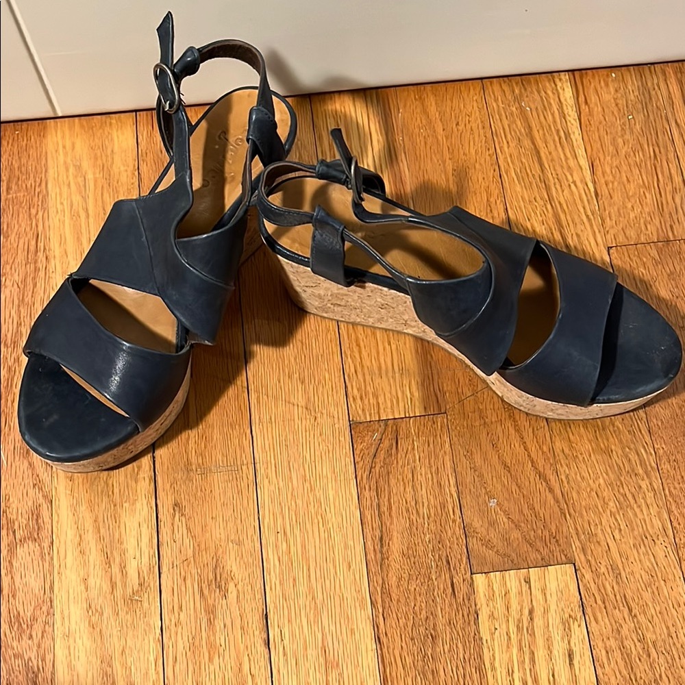 Women's navy blue wedge sandals sz 8